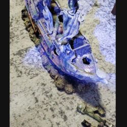 fishtank pirate ship large 