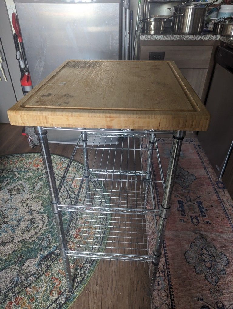 Metal Rack With Bamboo Cutting Board