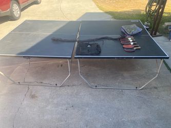 Foldable Ping Pong Table with Paddles and Balls