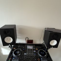 XDJ-XZ DJ Controller