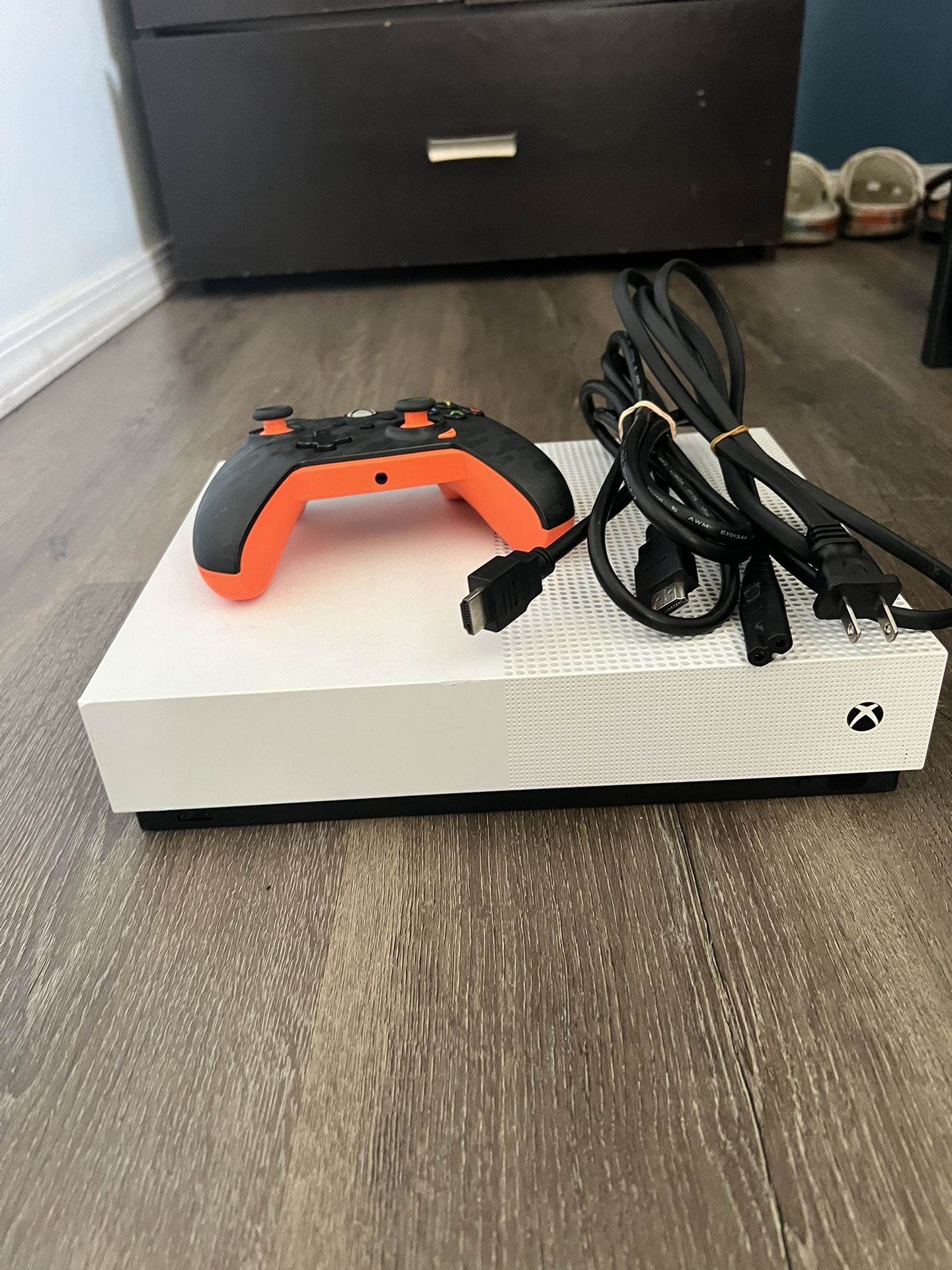 Xbox One S Digital Edition