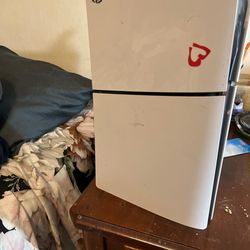 PS5 + extras bundle – need gone tonight, 1-piece card