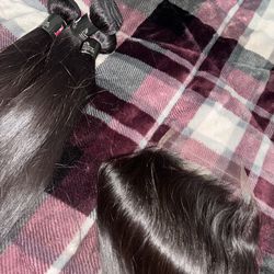 Hair bundles Including lace Closure