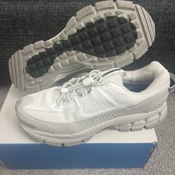 SZ 10.5 - Nike Vomero Roam 🔥 Super Clean 