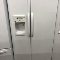 White Side By Side Refrigerator 