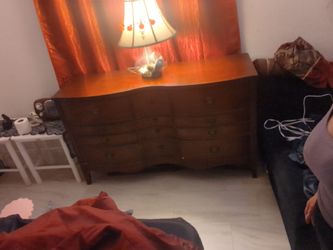 Dresser