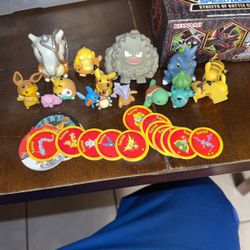 Pokémon Figures And tazos!!!