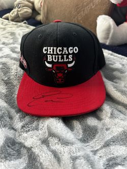 Chi Bulls Hat Signed