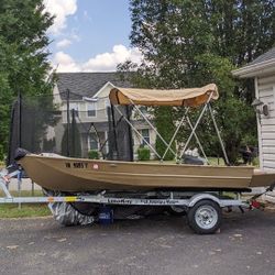 12 foot boat and trailer/great Christmas gift