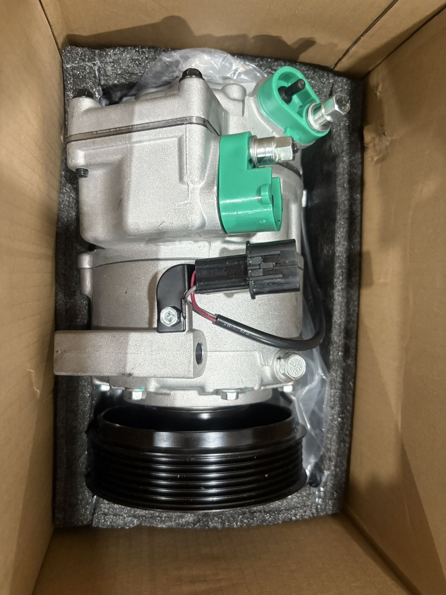 178315 Air Conditioning AC Compressor with Clutch For Hyundai, Genesis, Equus