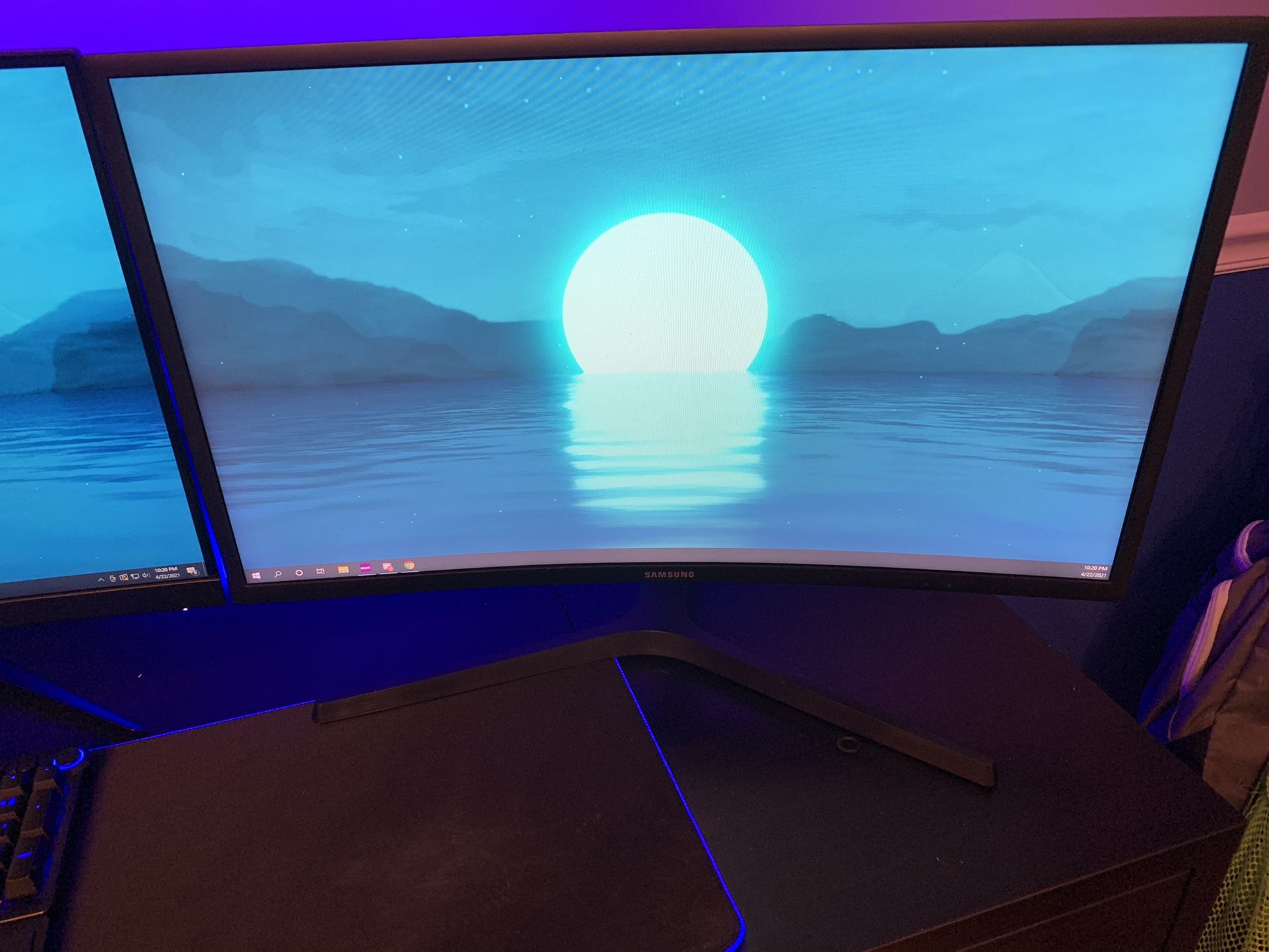 Samsung 27” Curved Gaming Monitor QLED 144HZ