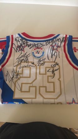 Harlem globetrotters signed jersey