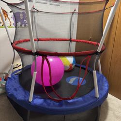 Trampoline 