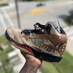 Air Jordan 5 Supreme Camo Size 11 