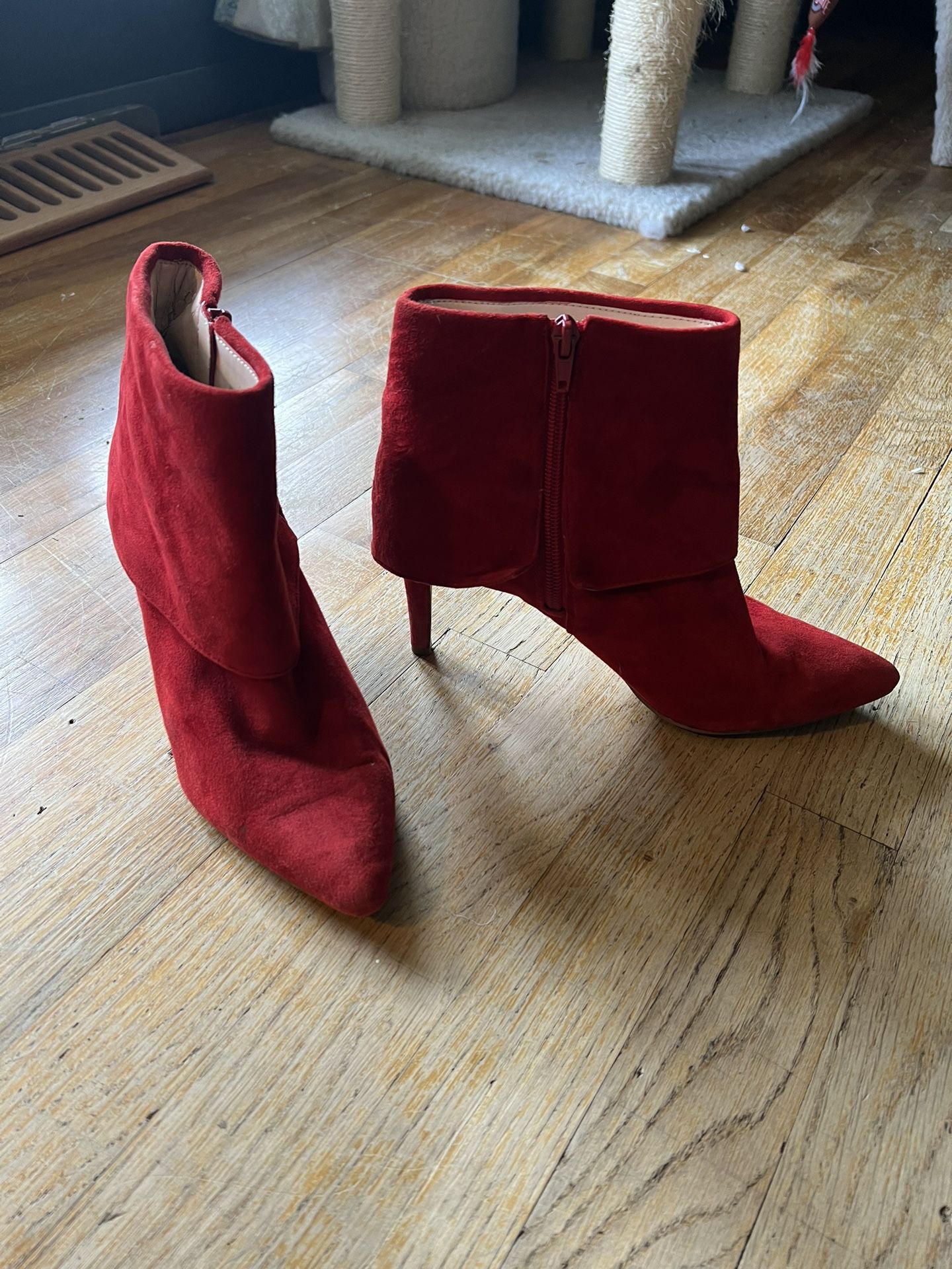 7.5 Red Booties 