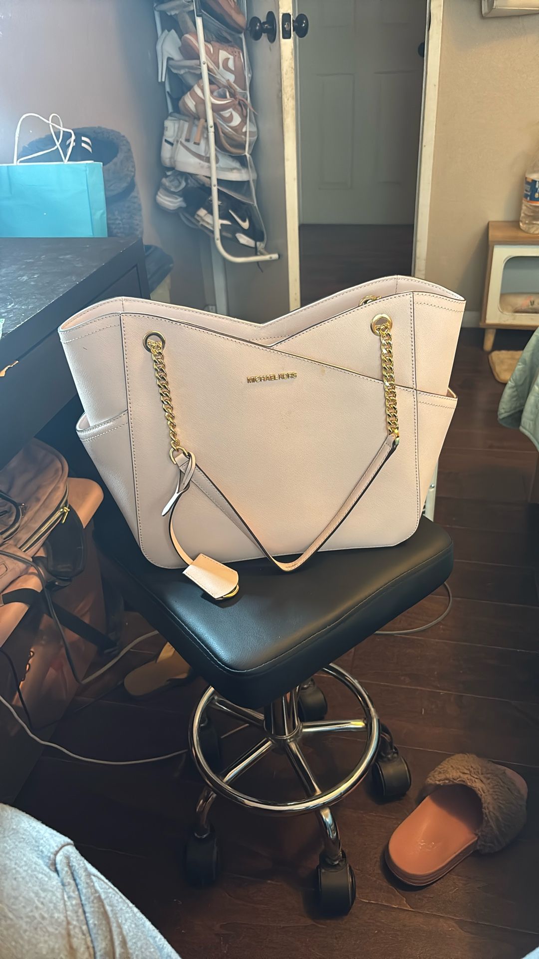 Jet Set Large Saffiano Leather Shoulder Bag / Tote by Michael Kors