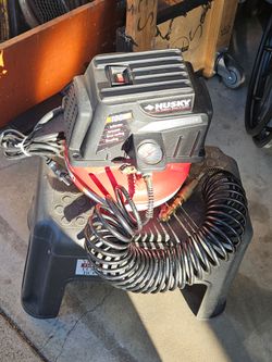 Husky Air Compressor, in Great Working Condition