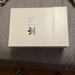 Adidas Bad Bunny CL
