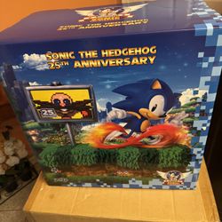 F4F Sonic the Hedgehog 25th Anniversary Exclusive First4Figures Statue