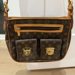 Louis Vuitton Hudson Crossbody 