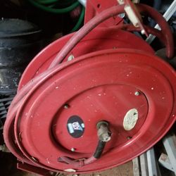 ATD HOSE REEL AIR 3/8" RETRACTABLE W/HOSE

