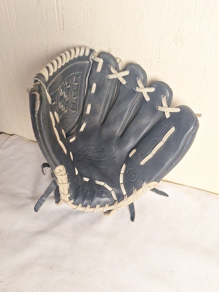 Mizuno Premier Baseball/Softball Glove, 12"