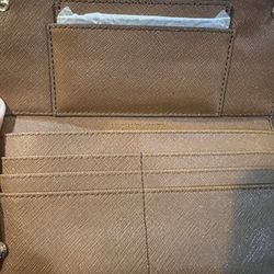 MK Outlet Wallet