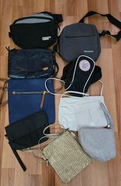 Vtg. Small Lot of 9 Purses/Handbag and Shoulder varietie Sizes and Colors