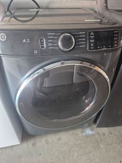 LIKE NEW ELECTRIC DRYER