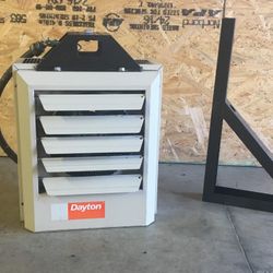 Dayton Electric 3kw Unit Heater 208V