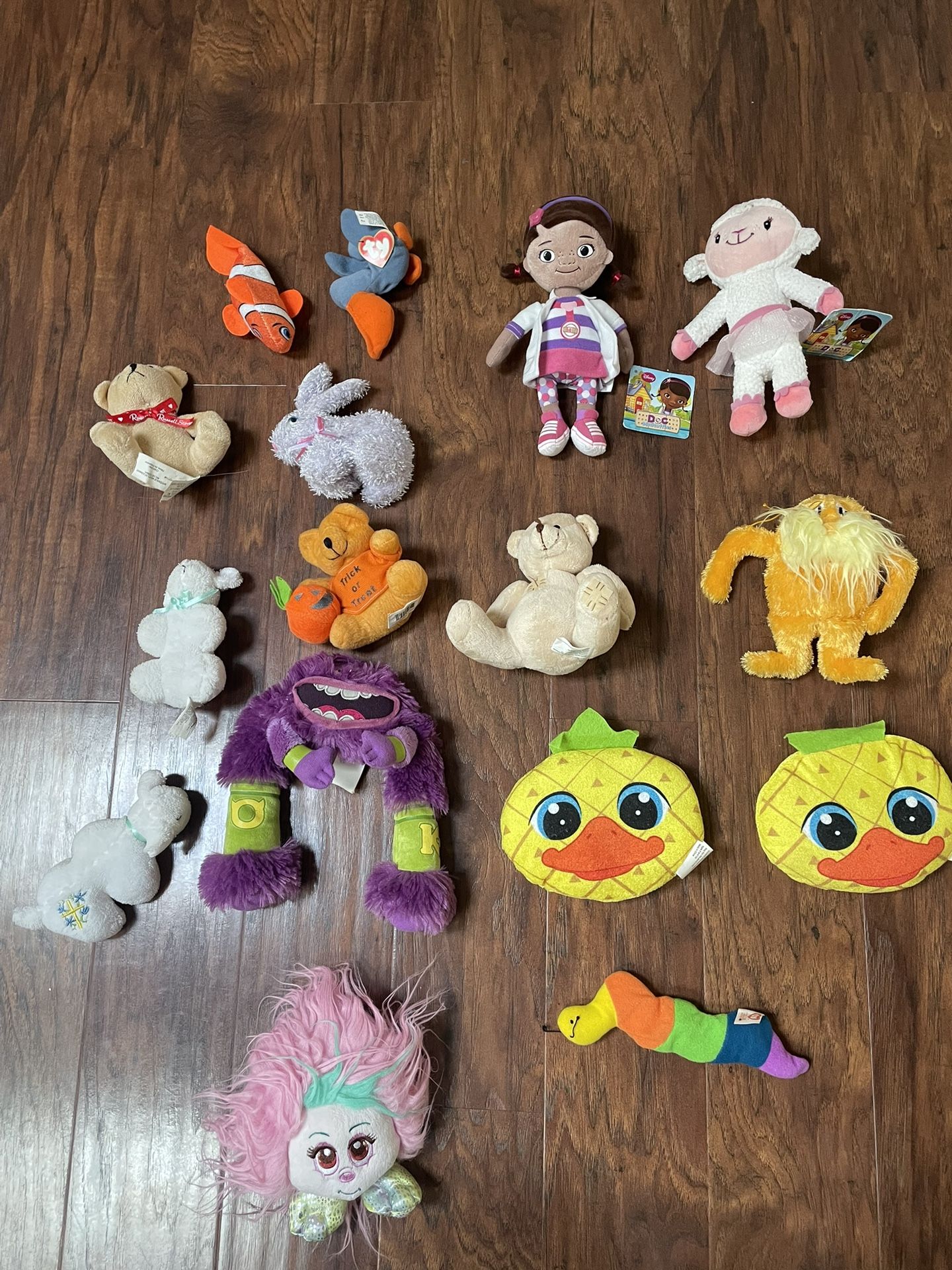 Set Of 16 Small Plush Toys Stuffed Animals Doc McStuffins Lorax Lamb Teddy Bear Nemo TY