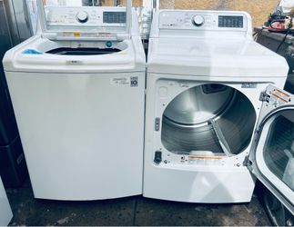 LG. WASHER AND GAS DRYER