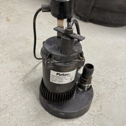 Sump Pump- Flotec 1/2 hp Submersible 
