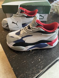 Boys Pumas Shoes New Size 10 C