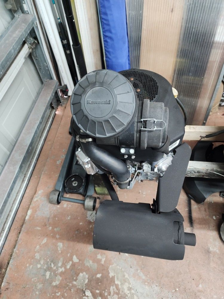 Commercial Kawasaki Engine Lawn Mower 