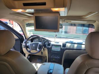 2011 Cadillac Escalade