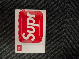 Supreme x JBL Go Bluetooth Speaker New