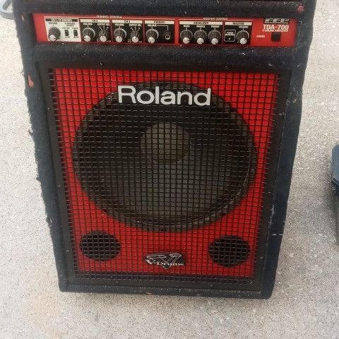 Roland TDA 700 V drum Amplifier for Sale in Austin, TX - OfferUp