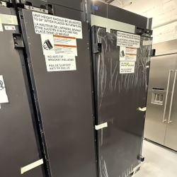 Bold Luxury: JennAir NOIR 48” Side-by-Side Column Set