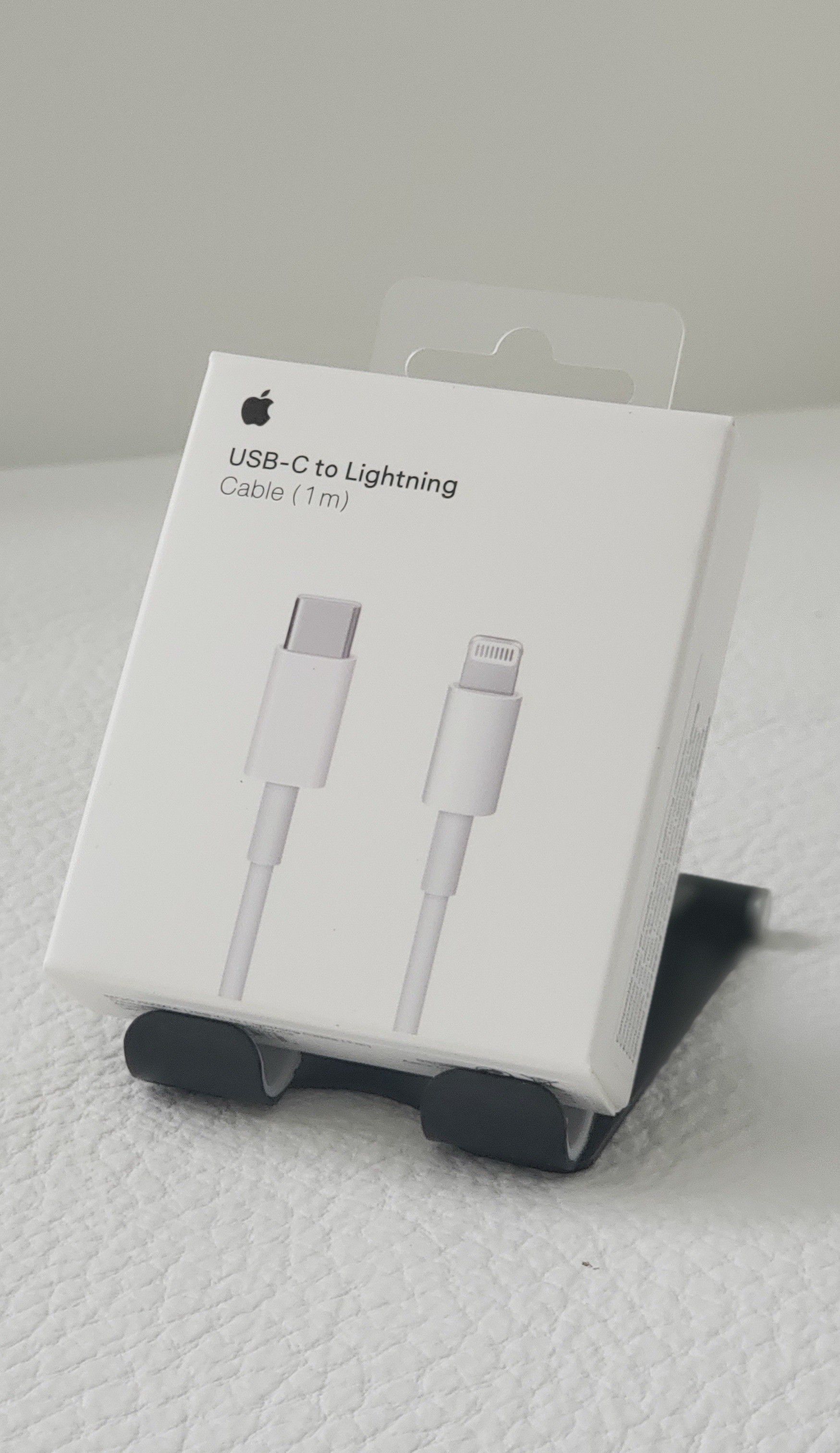 USB-C Lighting Cable (1m) $10