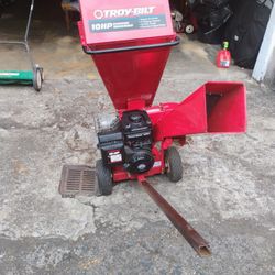 10 1/3 Ho Troy Built Wood Chipper