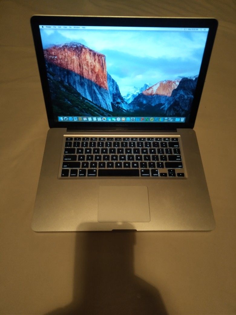 MacBook Pro 1286 15" 2009/2010 Core 2 Duo 4gb 250gb Mac Os El Capitan And Office 2011