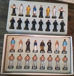 RARE Vintage Bruce Lee "Dragon Return" Chess Set (1990s)