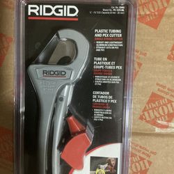 RIDGID PC-1375ML 1/8" to 1-3/8" PVC and PEX Cutter w/ Multi-Layer Adapter.
