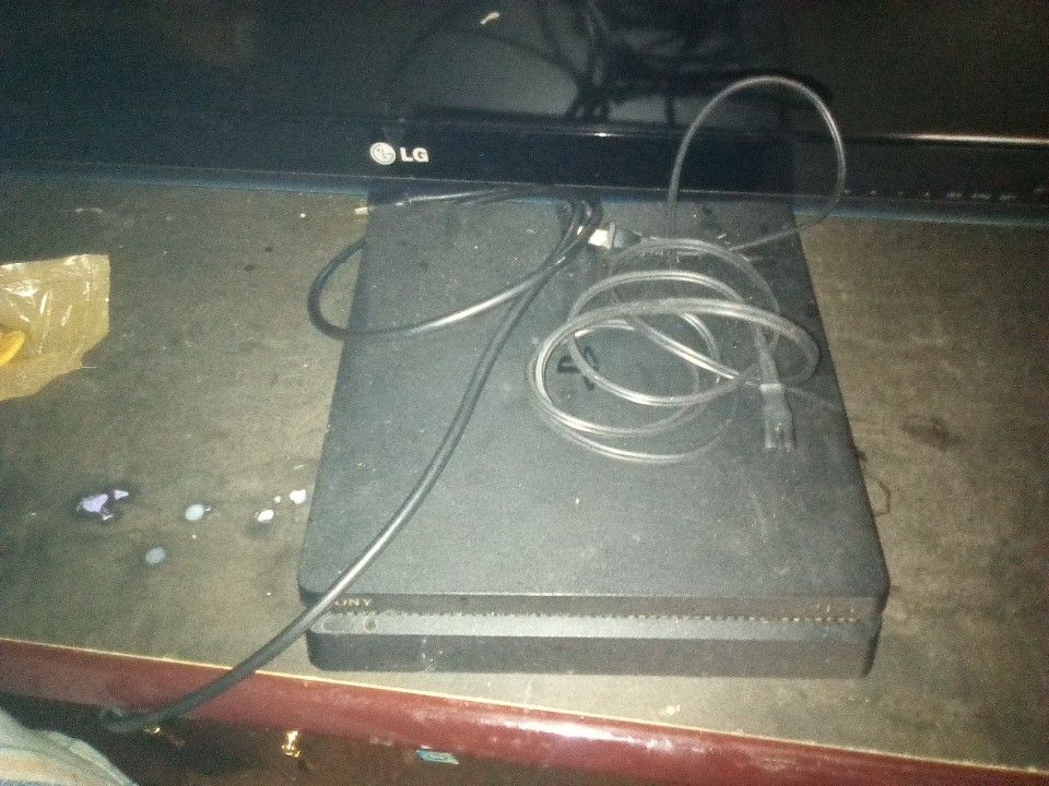 PS4