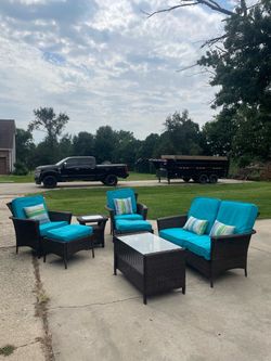 Wicker patio set