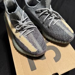 Yeezy 350 Ash Blue