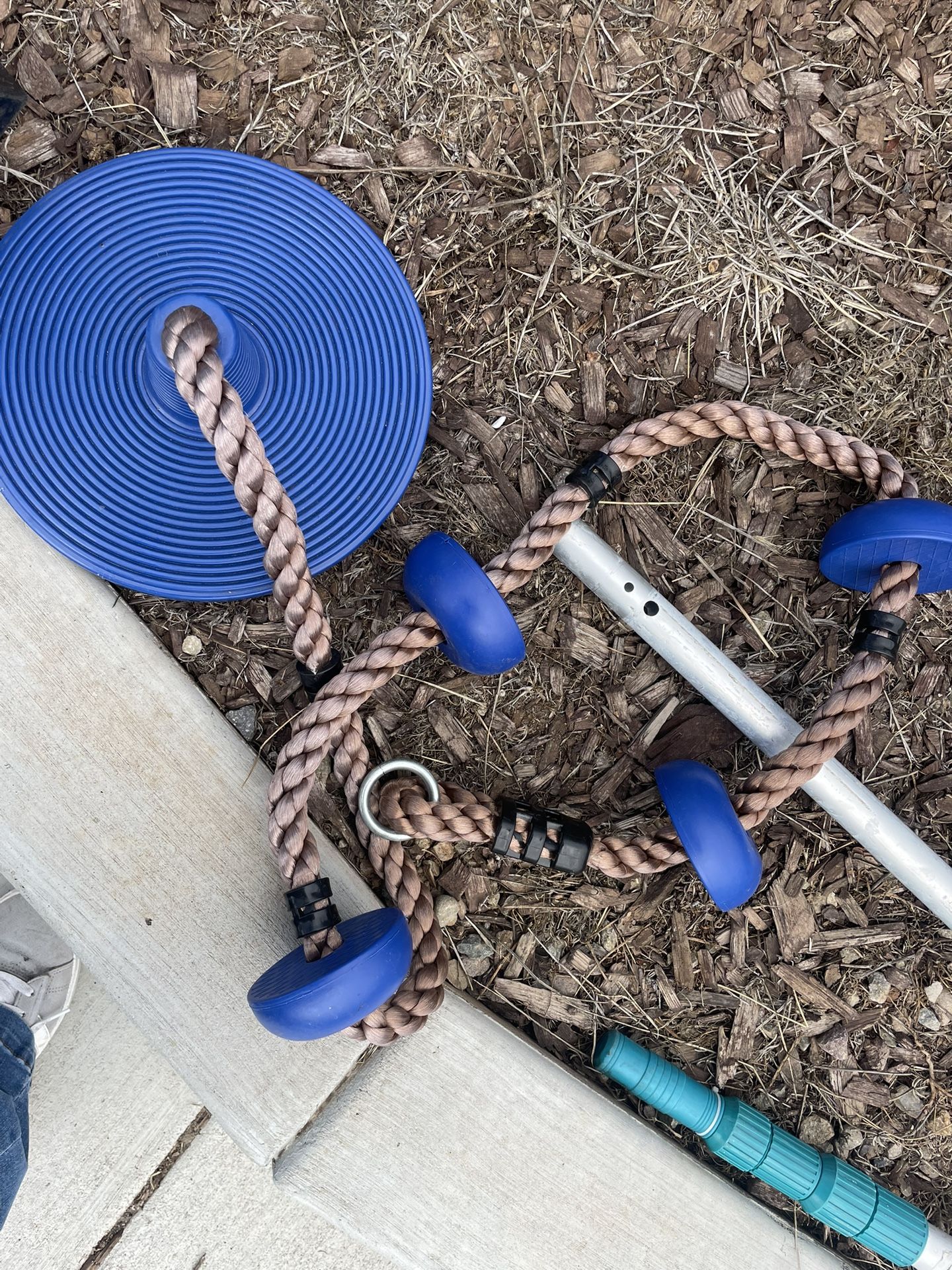 kids swing