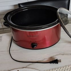 Slow Cooker in Perfect Condition.5 quart size