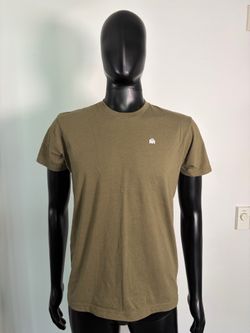 INTO THE AM - Soft Cotton Blend Crew Neck Athletic Fit Casual T-Shirt (Olive Green / Men’s Medium)
